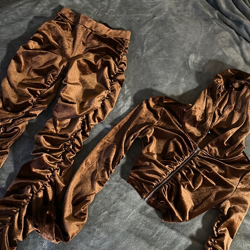 GSUWOO Set